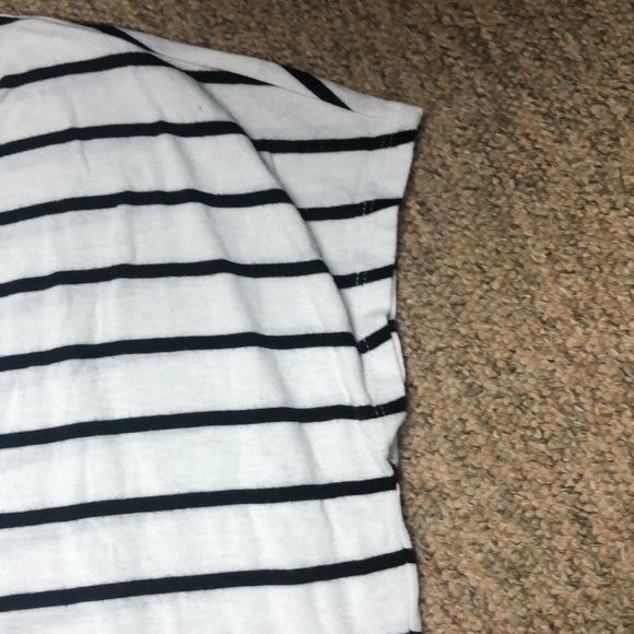 Express Top - Picture 3 of 5